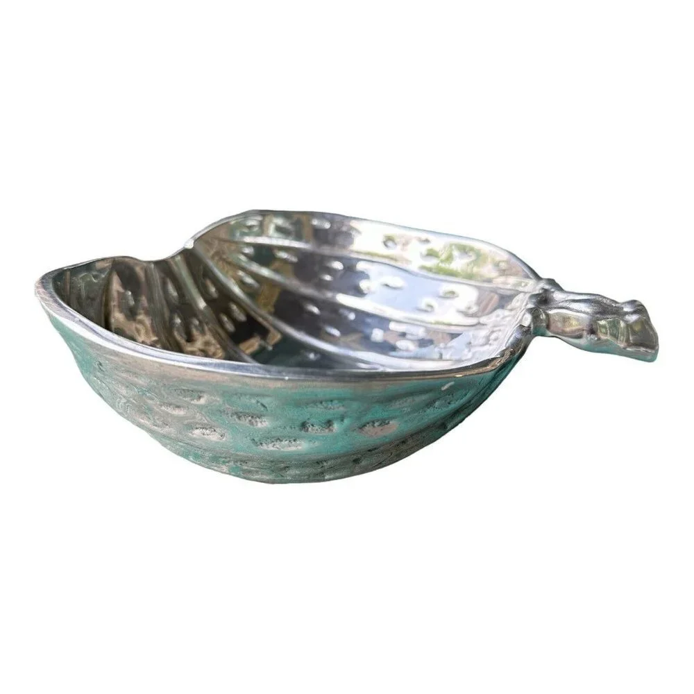 Sonoma Home Goods Metal Holiday Pumpkin Shaped Bowl 8 Inch Silver‎ Tone Aluminum